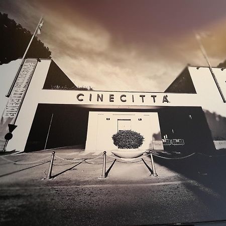 Apartamento Roma Cinecitta Exterior foto