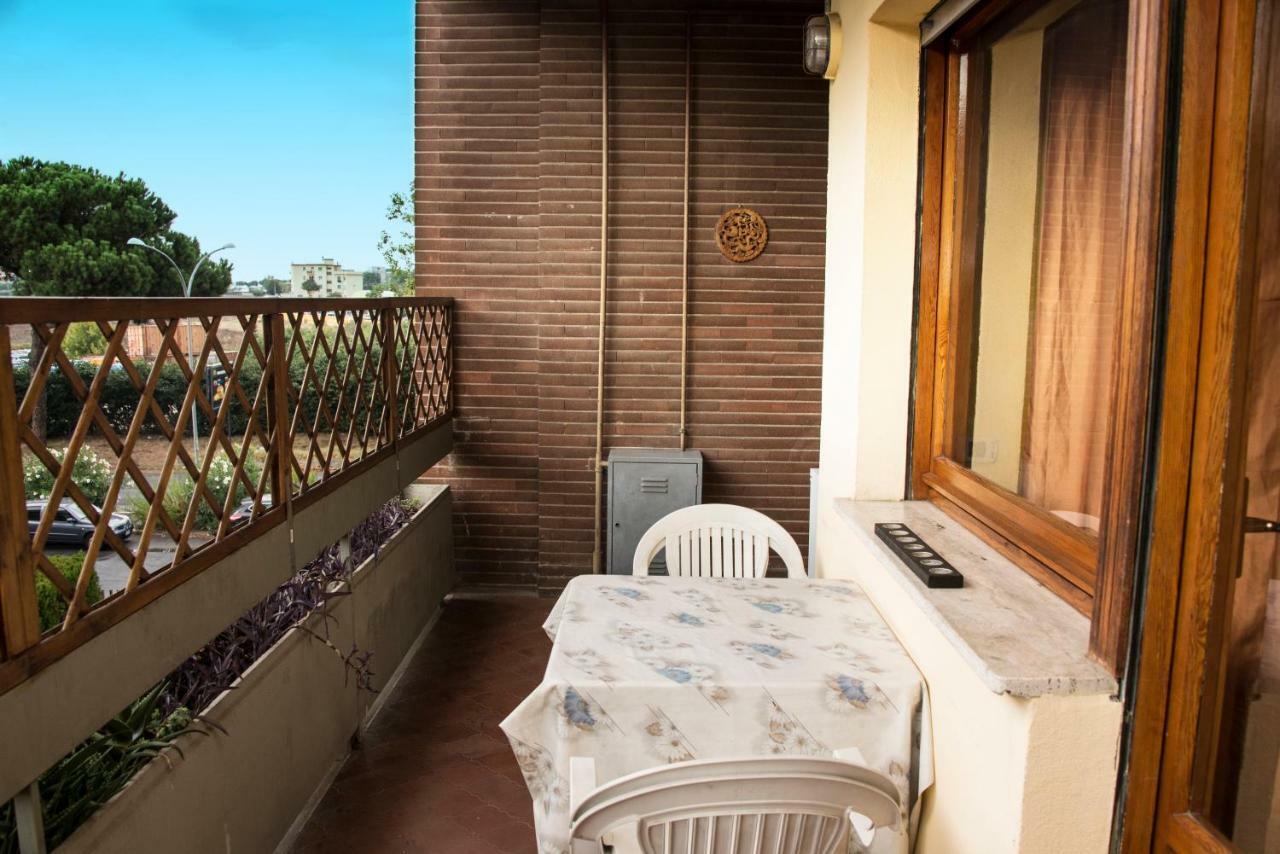 Apartamento Roma Cinecitta Exterior foto